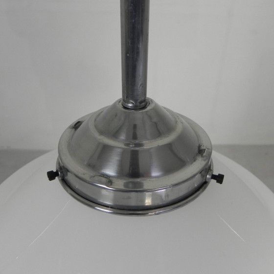 Image 1 of Lampada a sospensione Art Déco con paralume in vetro bianco, anni '30