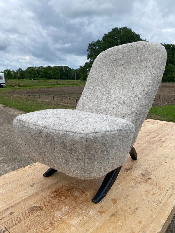 Artifort Congo Design Chair – Chairs and lounge chairs, Wood, Wool (photo 4 of 5)