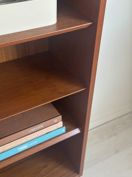 Image 1 of Libreria vintage del Medioevo - Teak anni '60