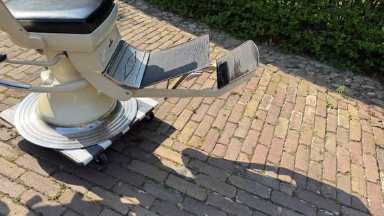 Image 1 of Vintage Siemens Sirona “D” Tandartsstoel (ca. 1950–1960)