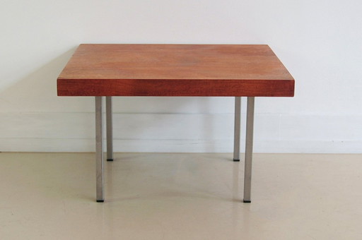 Mesa de centro cuadrada Artifort