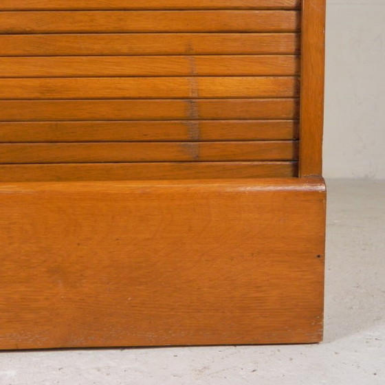 Armadio a serrandina in rovere con 2 ante, alto 150 cm, anni '30 – Cassettiere, Legno (photo 14 of 21)