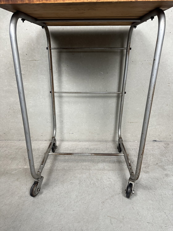 Image 1 of Tavolo da scrittura industriale vintage