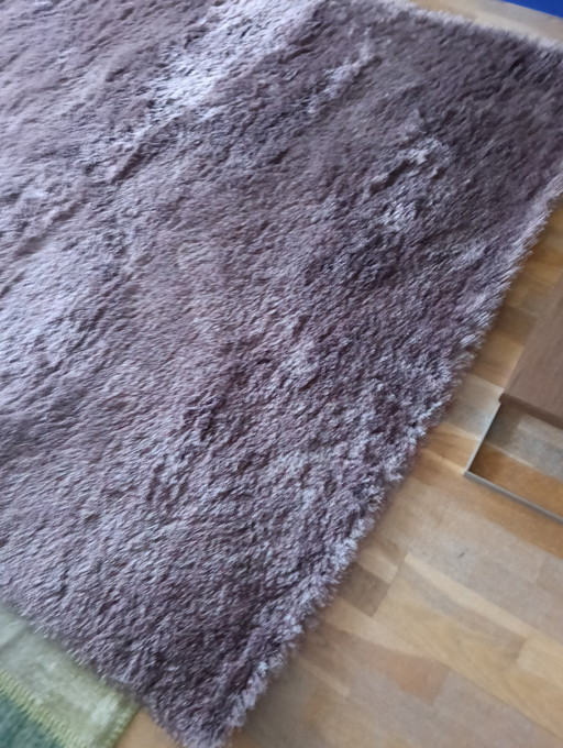 High pile rug showroom model