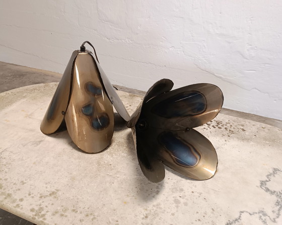 Image 1 of Set di 2 lampade a sospensione in metallo a forma di fiore