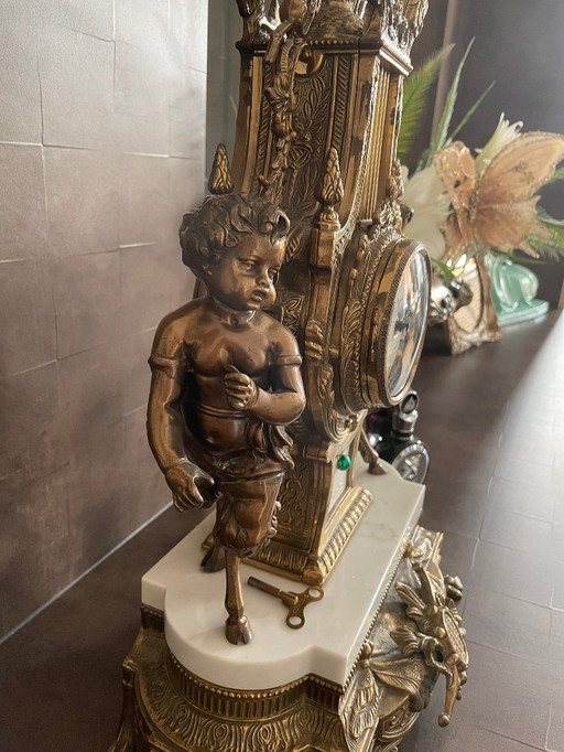 Antike Uhr REGNAULT PARIS