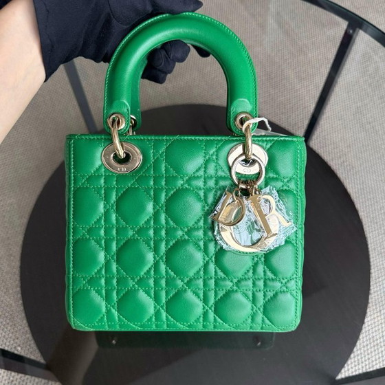Image 1 of DIOR LADY SMALL FLAP - CANNAGE LAMSLEER GROEN MET GOUDEN BESLAG