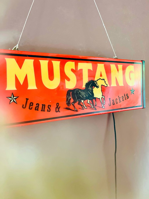Caja de luz Mustang vintage única