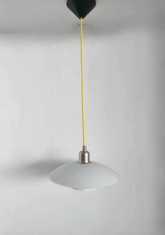 Image 1 of Vintage/Retro 'Nordic style' diffuus matwit glazen plafondlamp
