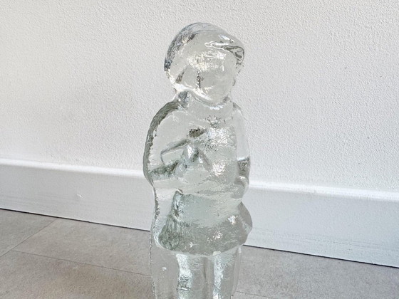 Image 1 of Tapisserie murale vintage en verre Kosta Boda représentant une fille/femme