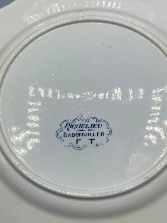 2 grote Badonviller-borden - Richelieu-patroon - Blauwe boeketten - begin 20e eeuw – Servies (photo 3 of 4)