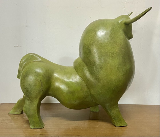 Image 1 of Monumentale abstracte bronzen stiersculptuur naar Fernando Botero, groene patina, 70 cm