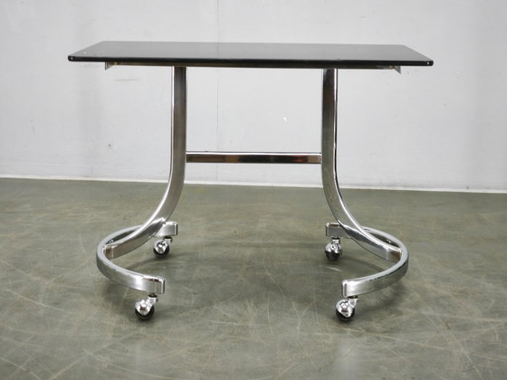 1970s Italian Space Age Chrome and Smoked Glass Rolling Side Table – Bar carts, Metal (photo 8 of 12)