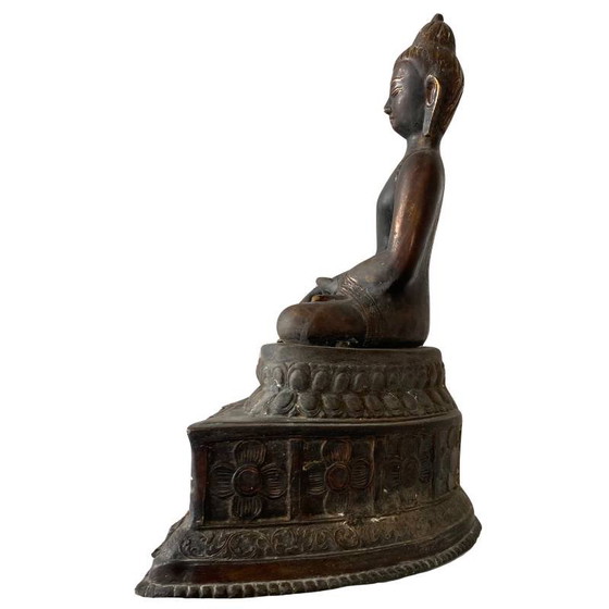 Antiker Himalaya Bronze Buddha – ca. 500 Jahre alt – Westtibetische / Mustang Tradition – Bildhauerei (photo 3 of 23)