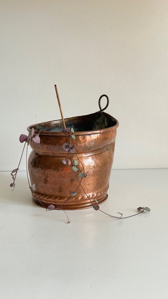 Image 1 of Antieke hangende plantenbak van koper en staal