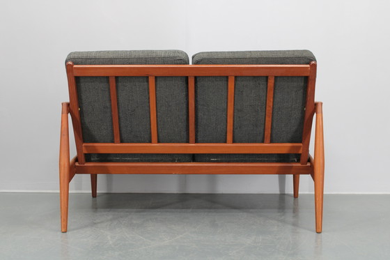 Image 1 of 1960S Magnus Olesen Papier Mes 2-zits Teak Sofa, Denemarken