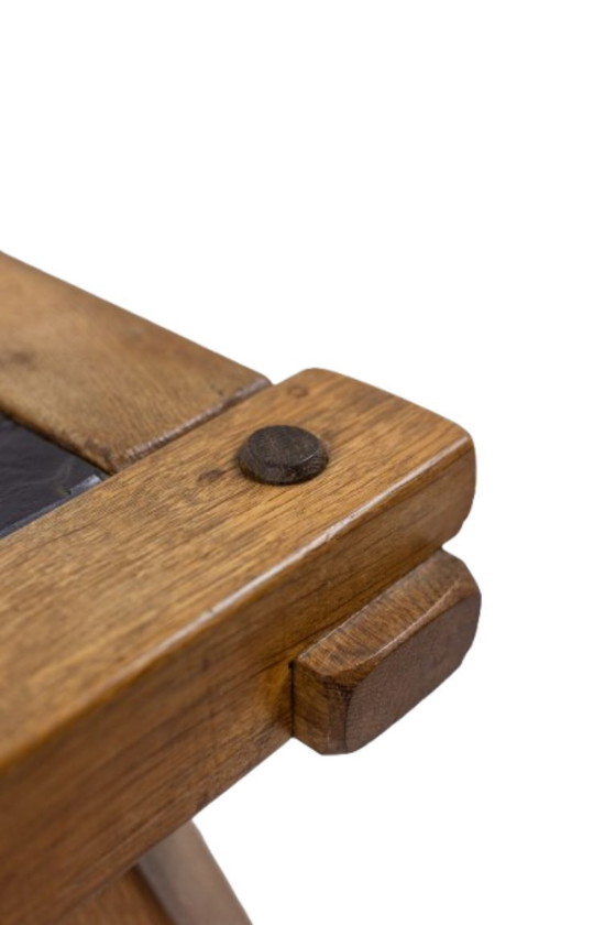 Image 1 of Brutalistisches Couchtischpaar aus Eiche und Schiefer.  Circa 1960.