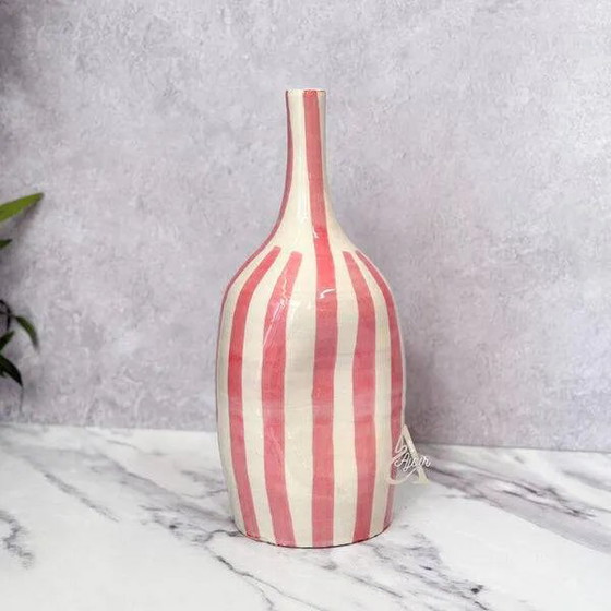 Vaso a bottiglia artigianale rosa a righe – Vasi, Porcellana, Ceramica, Scandinavian (photo 5 of 6)
