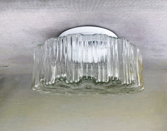 Image 1 of Helder glazen wand- of plafondinbouwlamp, ideaal voor lage plafonds