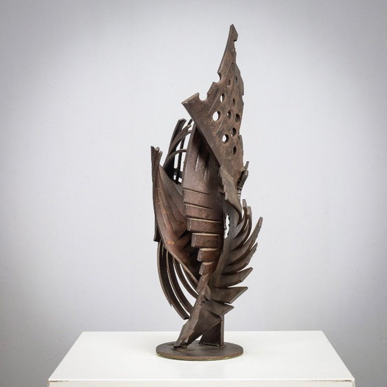 Image 1 of Brutalistische abstracte ijzeren sculptuur, gesigneerd CH, Nederland, jaren 1960