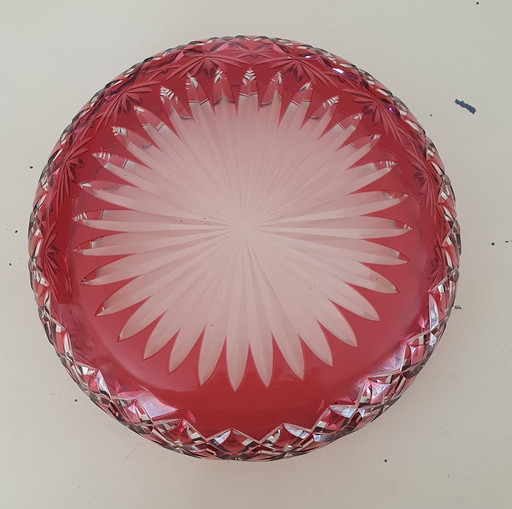 Saladier Rouge en Cristal de Bohème Taille Diamant