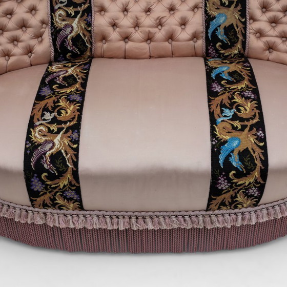 Image 1 of Raro sofá de satén de seda Napoleón III del siglo XIX