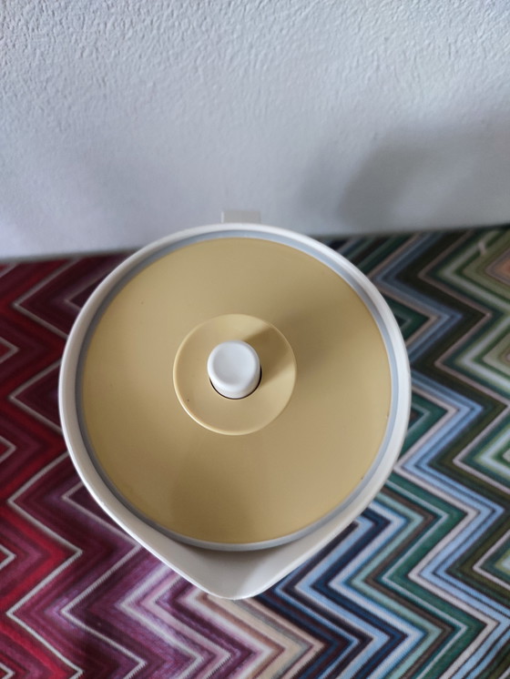 Image 1 of Tupperware caraffa versatrice di succo con coperchio crema