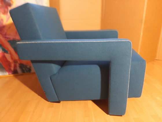 Image 1 of Cassina Utrecht 637, nueva, nunca usada, en tela de lana azul petróleo (serie 13L), costuras de caballo