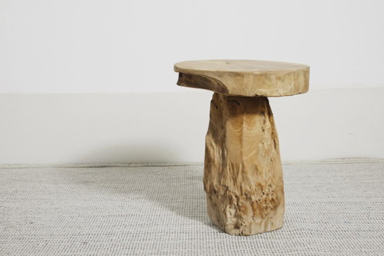 Taburete de Raíz de Teca, Mesa Auxiliar Escultórica de Madera Natural, Soporte Rústico Orgánico Wabi Sabi de (foto 3 de 16)