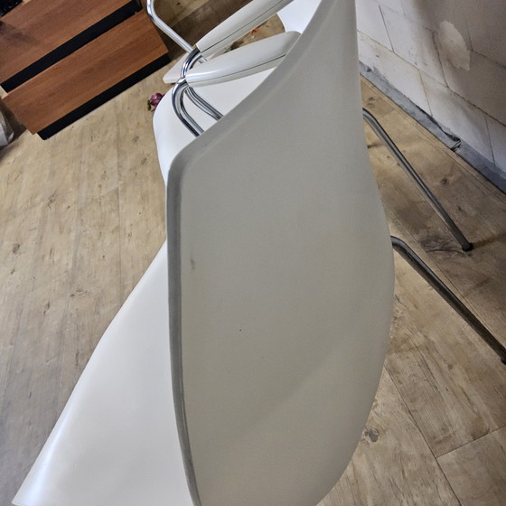 Image 1 of Set 4x witte Maui chair Kartell (Italiaans design) met leuningen (stapelbaar)