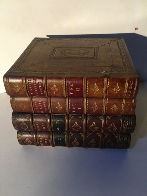 Stacked book ice bucket made of wood and leather – Bowls, Vintage (photo 13 of 13)