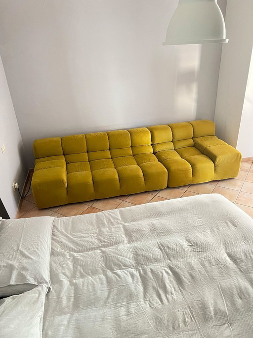 De modulaire bank Tufty–Time van Patricia Urquiola voor B&B.