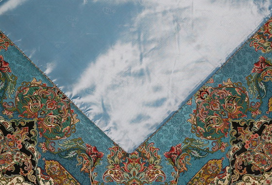 Image 1 of Oosters handgemaakt tafelkleed, zeer fijn vervaardigd uit zijden draden, 100 x 100 cm
