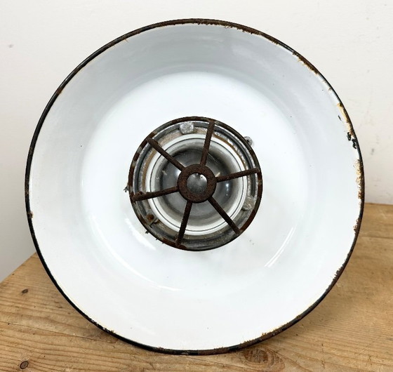 Image 1 of Lampada a sospensione industriale italiana in smalto nero a gabbia di Cortem, anni '60