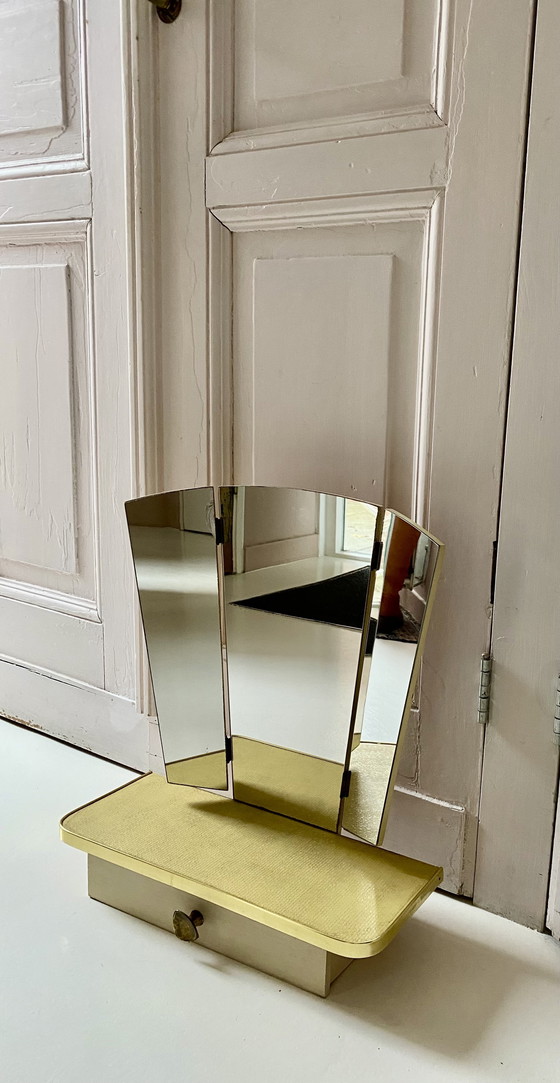 Image 1 of Vintage jaren 60 toilettafeltje