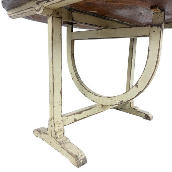 Image 1 of Antieke Franse inklapbare wijntafel met metalen blad – rustieke bistrot bijzettafel