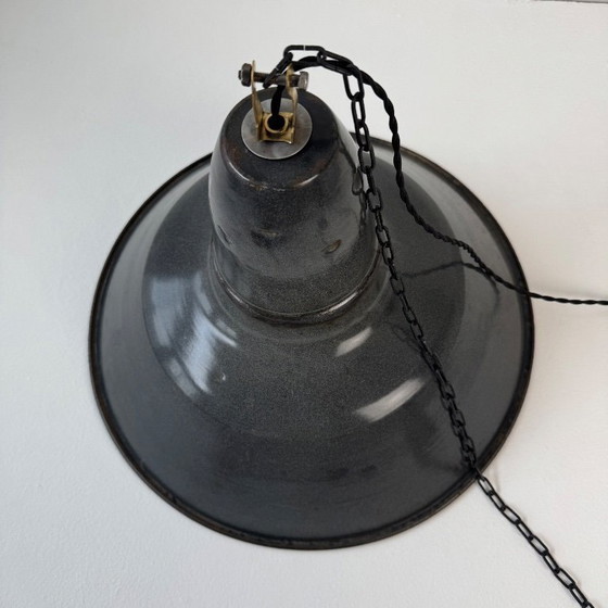 Image 1 of ANCIENNE SUSPENSION INDUSTRIELLE 44 CM