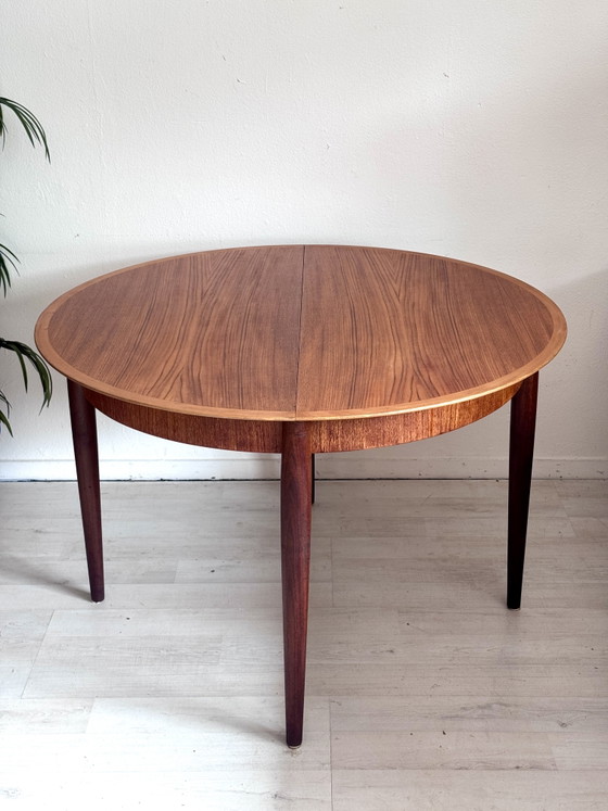 Tavolo da pranzo rotondo vintage Teak Anni '60 Lübke – Tavoli da pranzo, Wood (photo 10 of 15)
