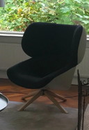 B&B Italia Tabano fauteuil — Patricia Urquiola — zwart/crème