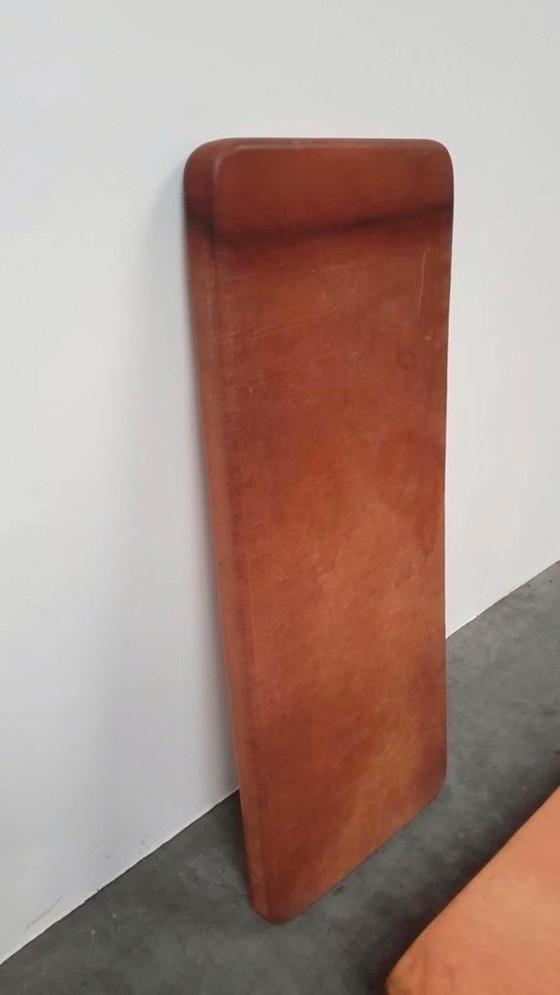 Image 1 of Tavolino vintage, mobiletto da palestra, scatola per ginnastica, imbracatura in pelle, teak anni '70