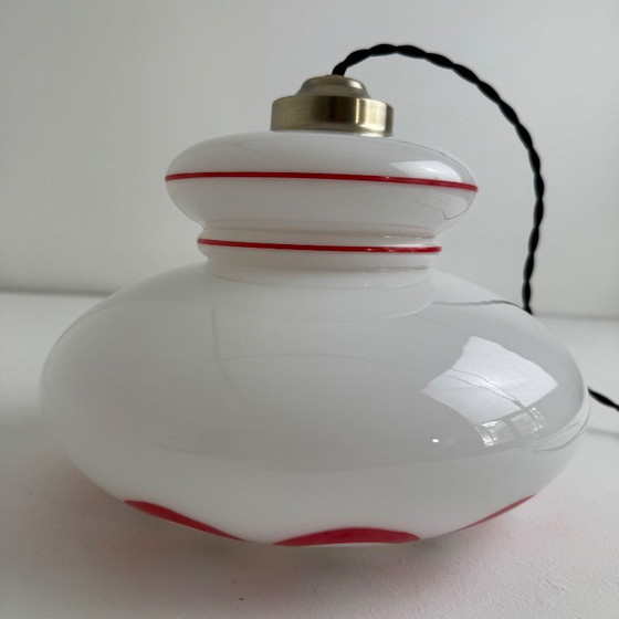 Lampada a sospensione vintage in vetro opalino, anni '70 – Lampade a sospensione, Glass (photo 6 of 11)
