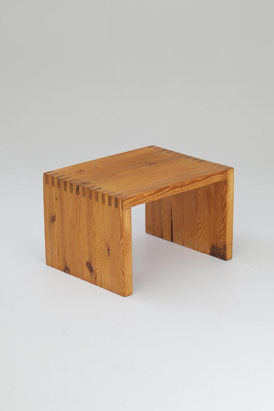 Image 1 of Side Table / Stool in Solid Pine