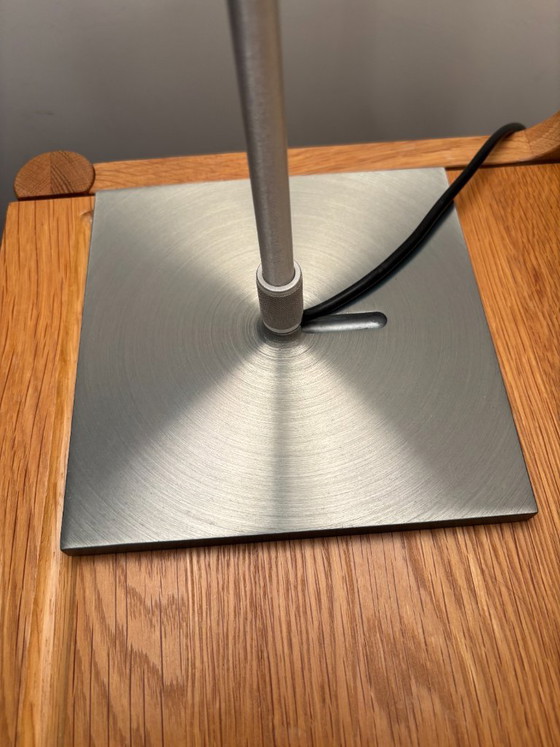 Luceplan Costanza Telescopic Table Lamp with Switch Aluminium/White (photo 7 of 9)