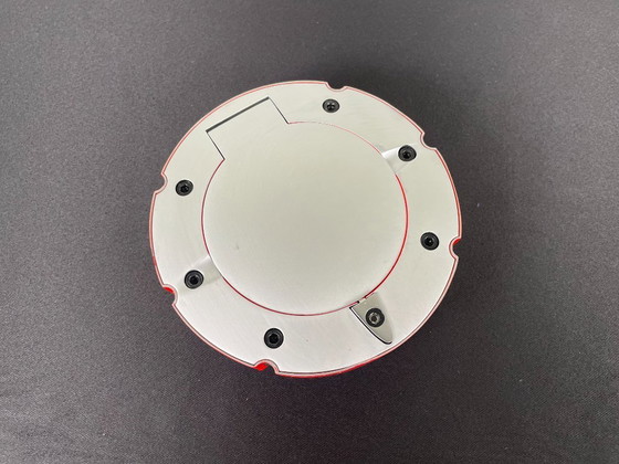 Image 1 of Posacenere Ferrari F1 in metallo e smalto rosso Asbak