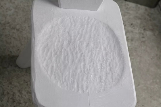 Image 1 of 2 sedie a treppiede, sedili Gouge, brutalisti