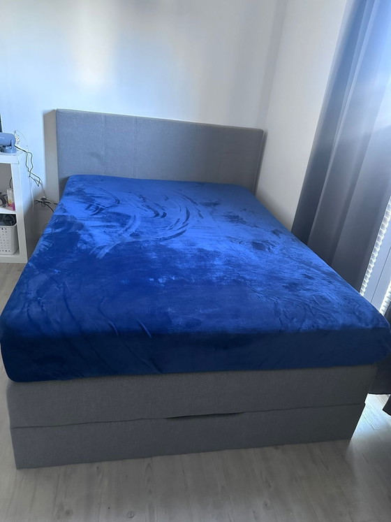 Image 1 of Boxspringbett 140×200 cm mit Bettkasten - Grau - Fast wie neu