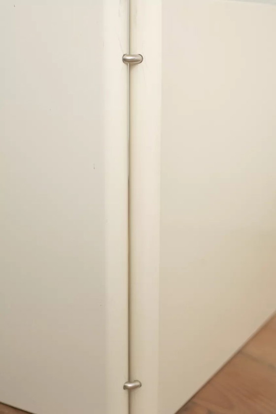 Image 1 of Table Basse Bois Laqué et Dalle de Verre