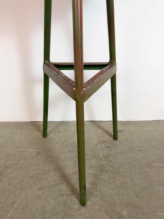 Image 1 of Grüner Werkstatthocker im Industriestil, 1960er Jahre