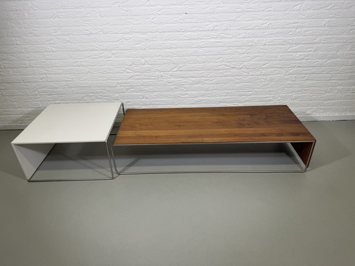 Arco set up salon table set