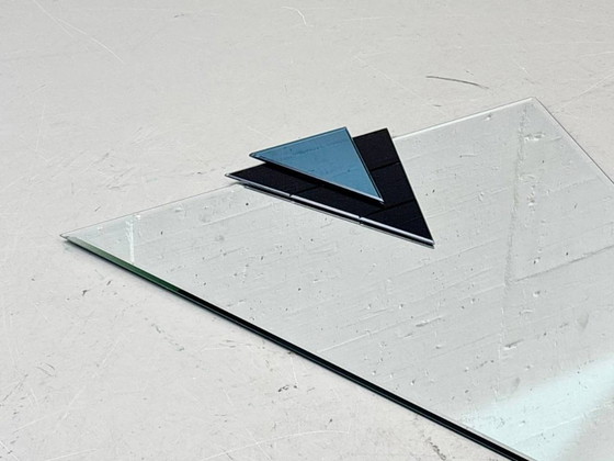 Image 1 of Memphis Design Iceberg ESPE wandspiegel, sculpturaal glazen object, jaren 80